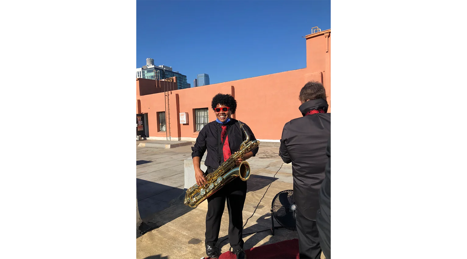 The-Convertibles-Christmas-Rooftop-Concert (35)